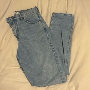 Abercrombie 90s slim straight ultra high rise